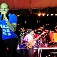 Calle 13 - Calle 13 perform at the American Airlines Arena | Picture 104254